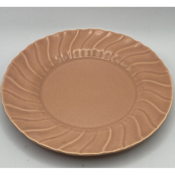 Franciscan Coronado USA Coral Pink Pie Dessert Plates 7.25" in Set of Two - Picture 2 of 3